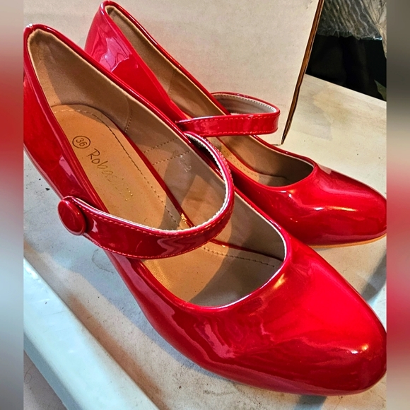 Robasiom Shoes - Red heels, size 36. 2.5" heel height.